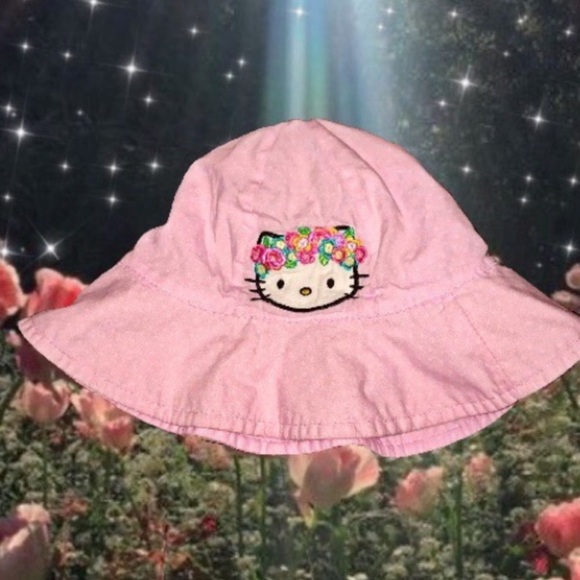 HAT BUNDLE LOT GIRLS - HELLO KITTY, CHEETAH, WINTER, SKULL, BUCKET - Picture 7 of 9